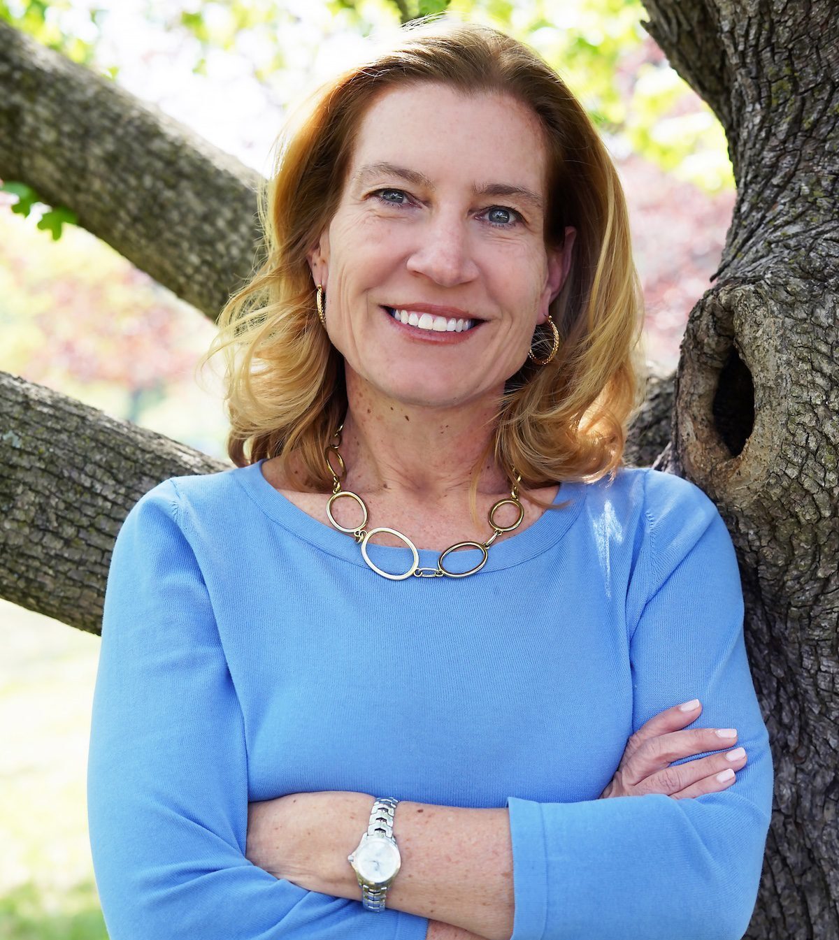 DSC01969 copy810 Jackie Burke smiling leaning on tree