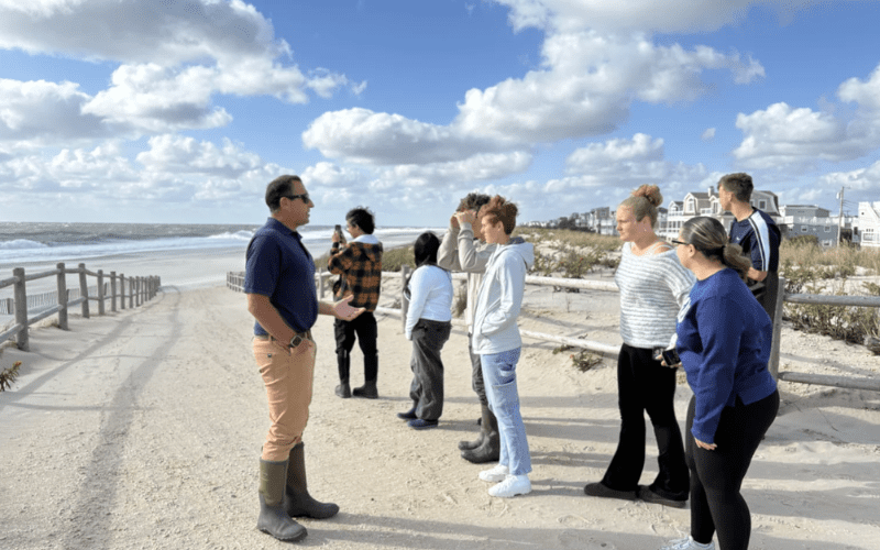 Students listening to Oceanography and environmental science teacher Dave Werner 